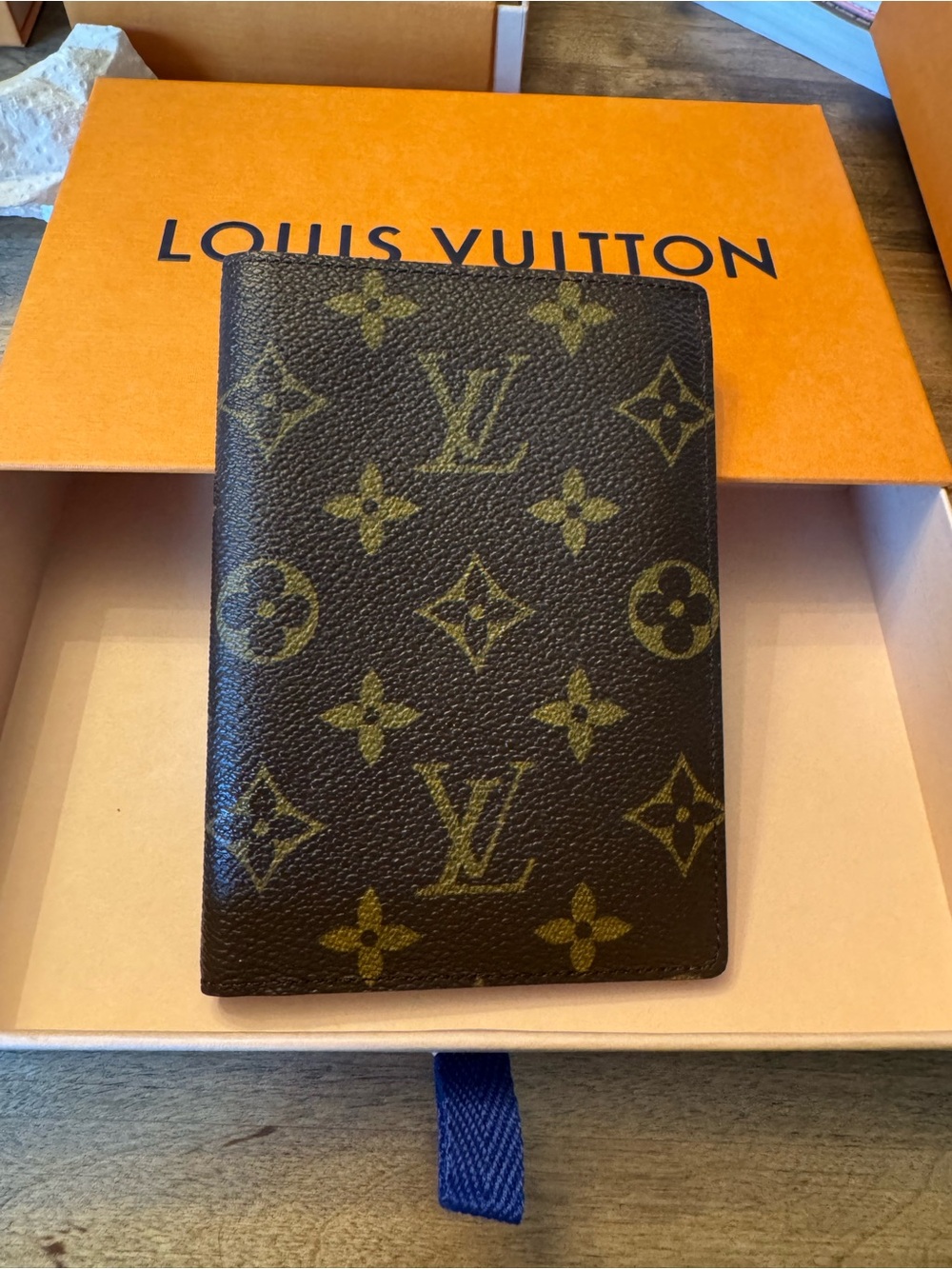 Louis Vuitton Monogram Card & Key Holder - Brown/Tan